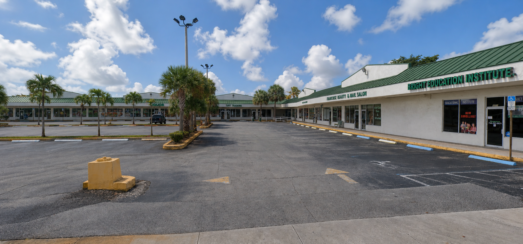 Atlantic Plaza storefront before repositioning