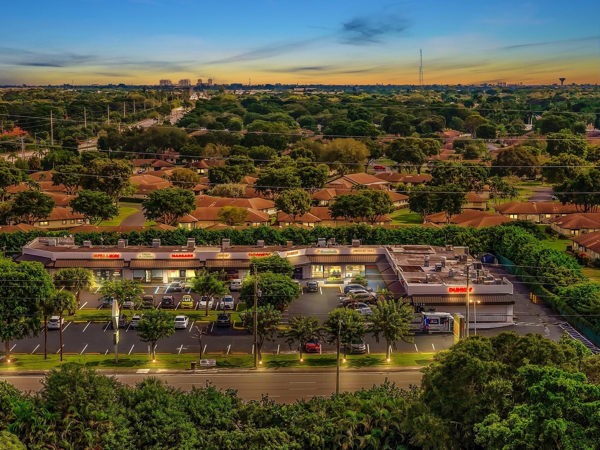 Retail property managed by Current Capital Group in Boynton Beach, Florida